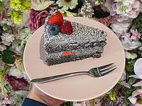 Maková torta rez bezlepková. Cukráreň Nitra