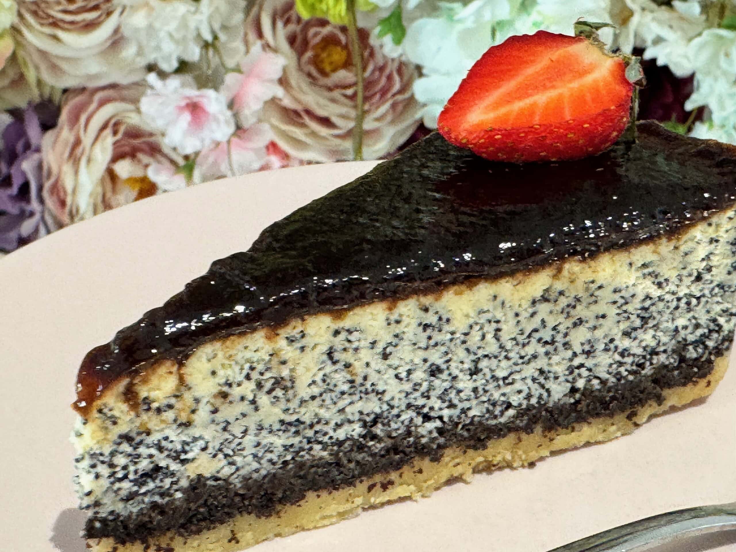 Bezlepkový cheesecake mak slivka eshop zákusky Nitra