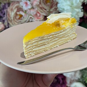 Crepe cake mango kokos eshop zákusky Nitra